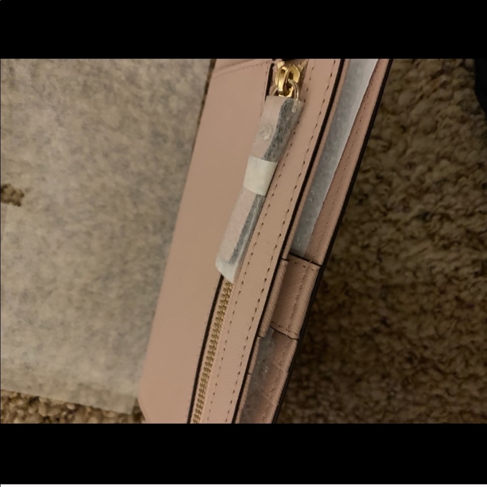 FLASH SALE❗️ Kate Spade Laurel Way Stacy Wallet - Picture 5 of 7